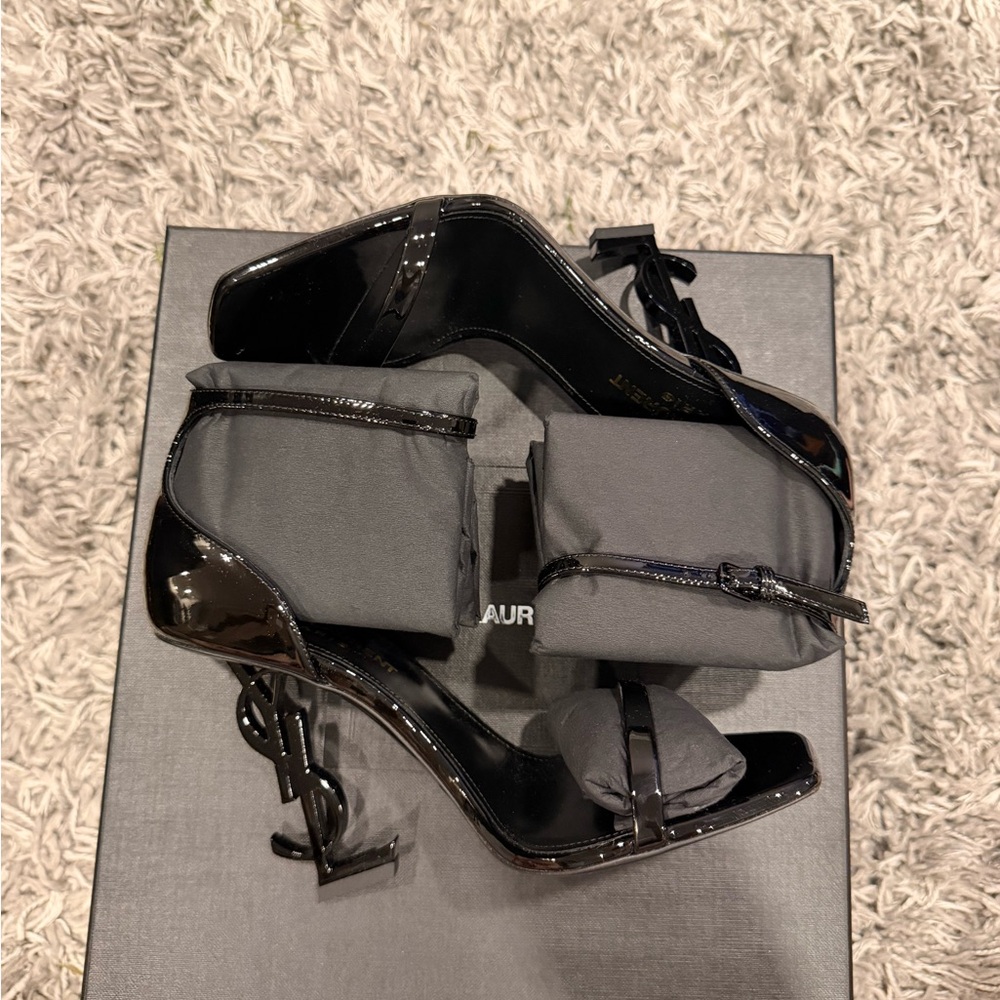 Saint Laurent YSL OPYUM SANDALS IN BLACK PATENT LEATHER Sz 35.5 US 5.5